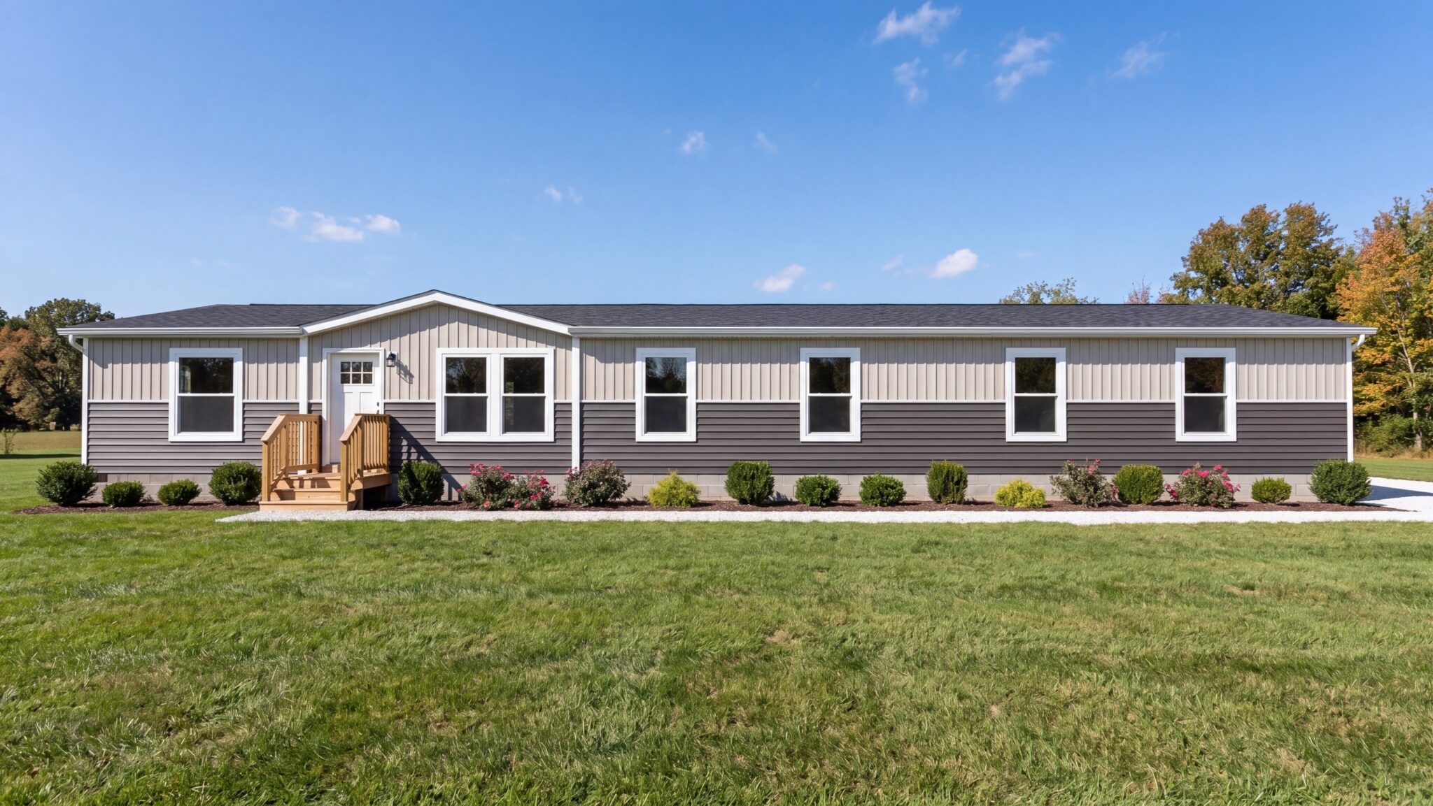 SNOWCAP - Exterior Front