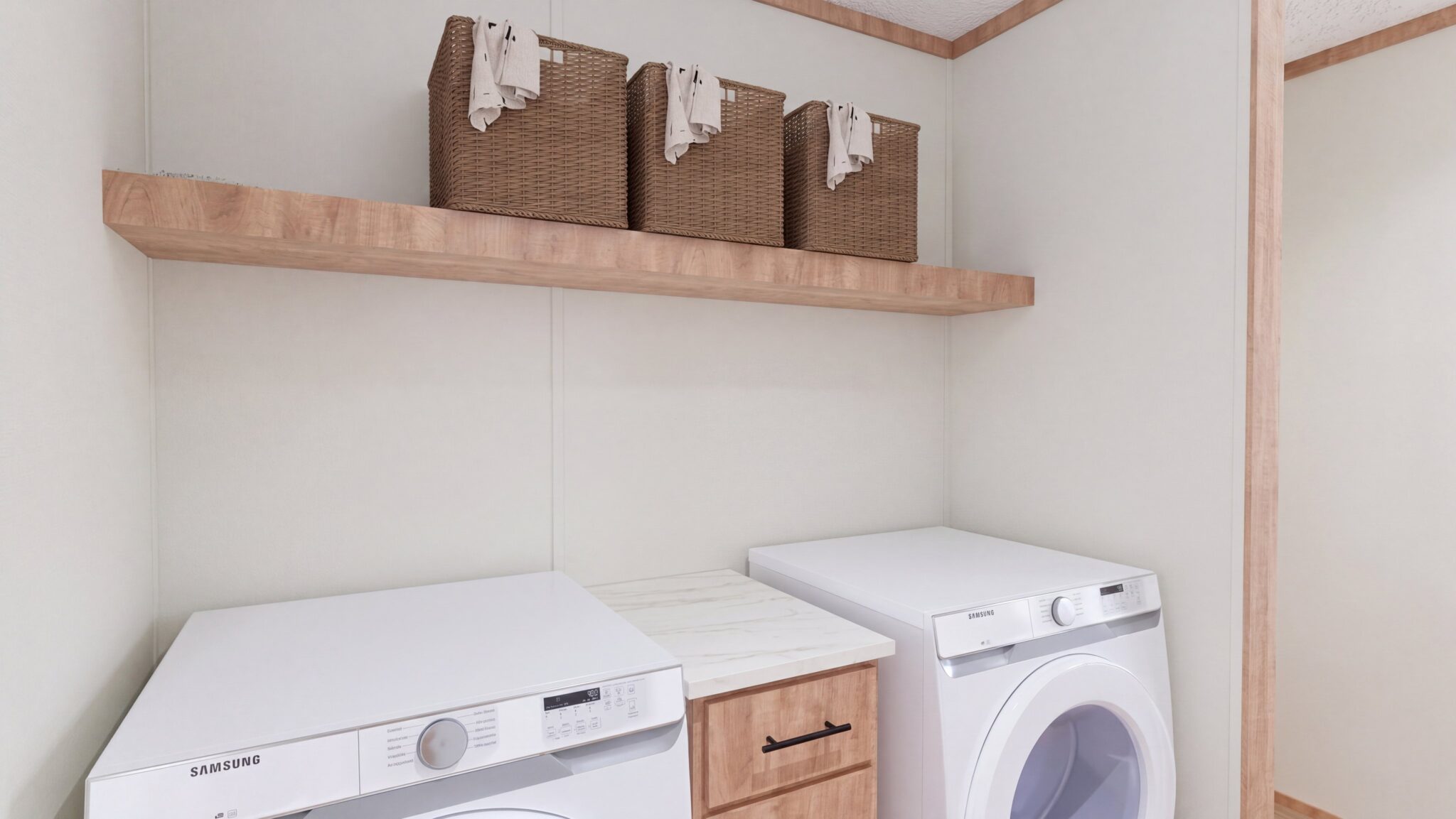 SUMMIT - Laundry Room