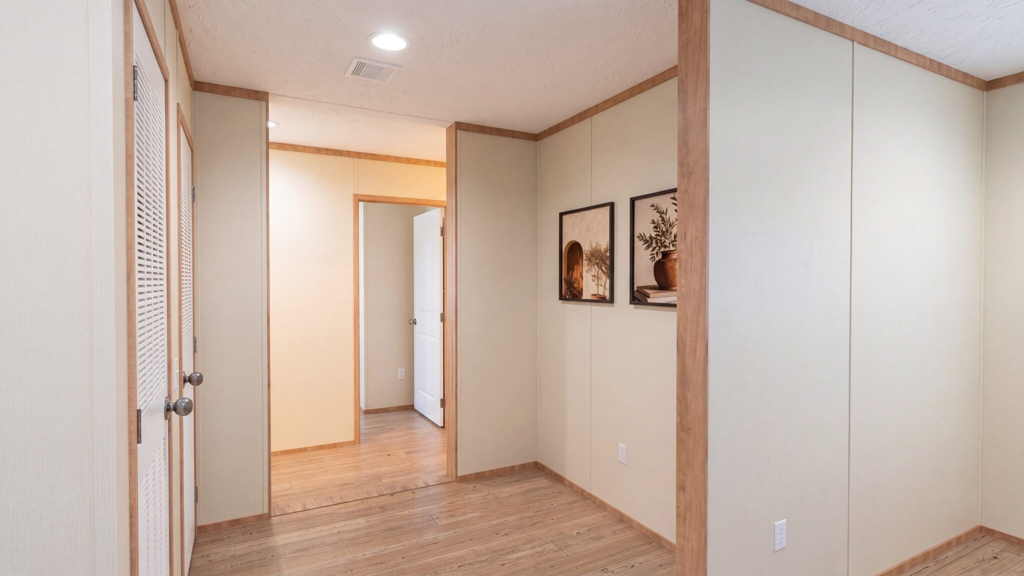 COOK - Hallway